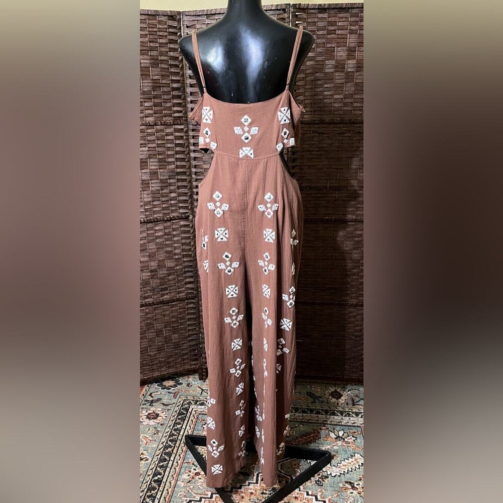 Free People Geo Daze Sleeveless Cutout Jumpsuit in Doe Eyes – Appx Size Large/XL - Picture 4 of 13